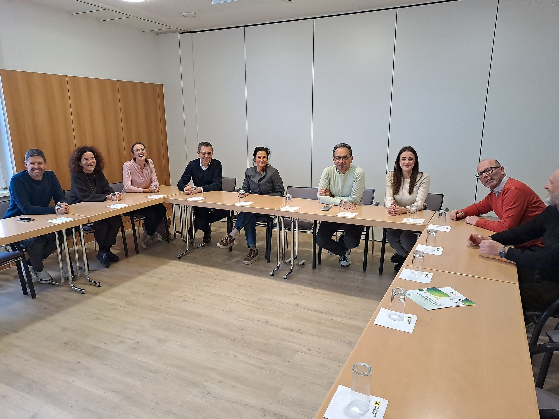 Foto Die Delegation des Ethical Bankings Bozen zu Gast in Gunskirchen